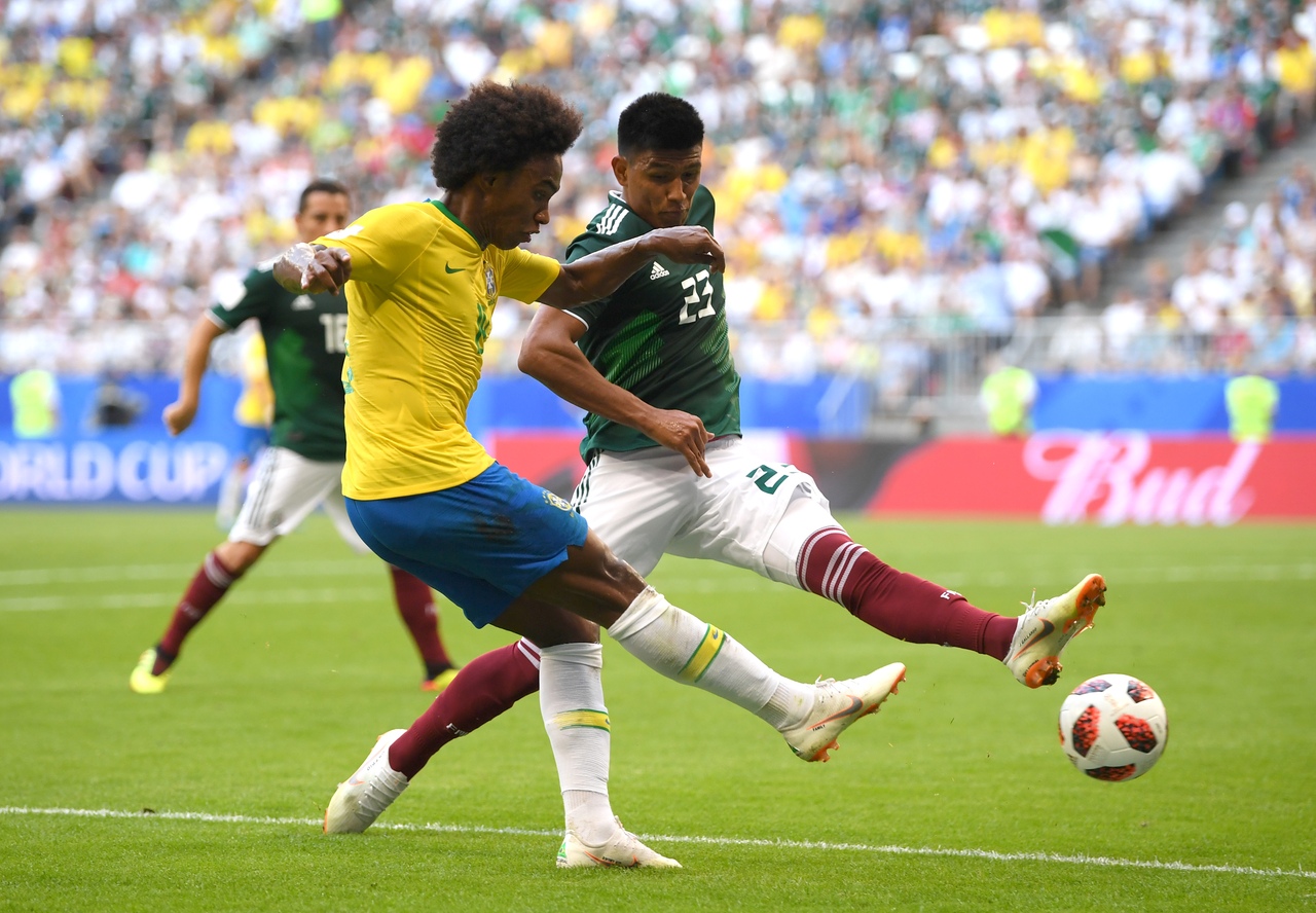 Мексика проиграла Бразилии и восьмой раз подряд вылетела с 1/8 чемпионата мира по футболу - фото 2