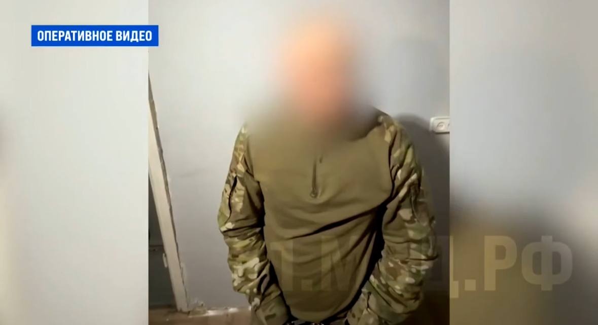 Нижегородец с ножом ворвался в квартиру и напал на 87-летнюю женщину в Луганске - фото 1