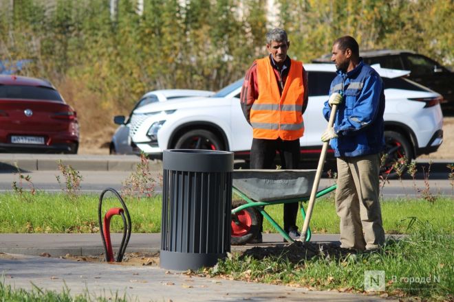 Проблемный сквер у нижегородского метромоста сдадут 20 октября - фото 6