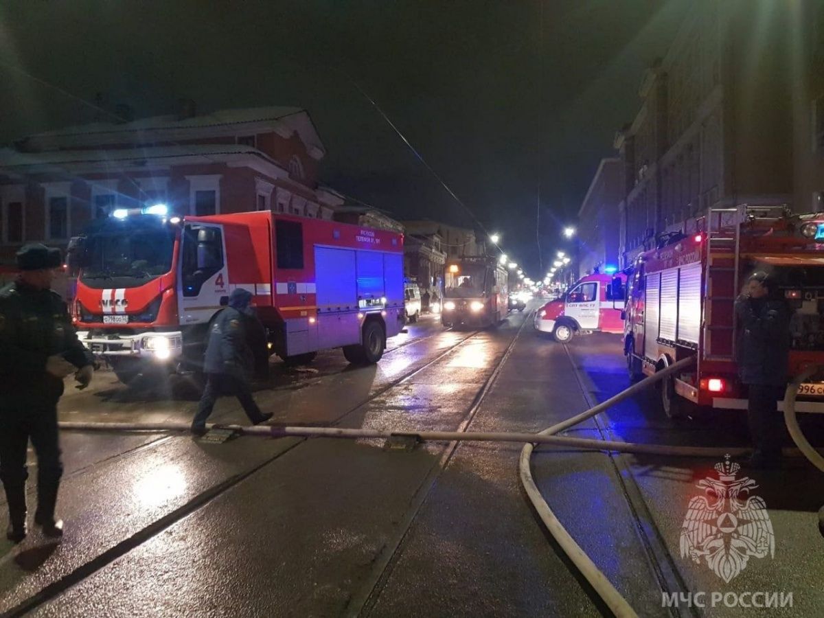 Маршруты двух нижегородских трамваев изменились из-за пожара на Ильинской - фото 1