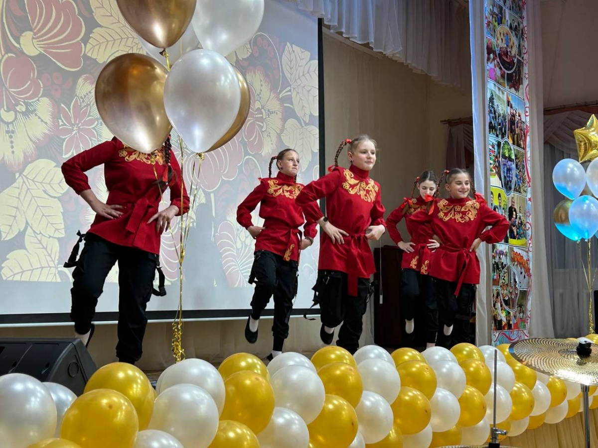 Гала-концерт творческого конкурса для детей-сирот прошел в Дзержинске  - фото 1