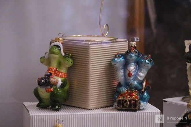 Волшебство из стекла: фоторепортаж с фабрики елочных игрушек в Нижнем Новгороде - фото 137