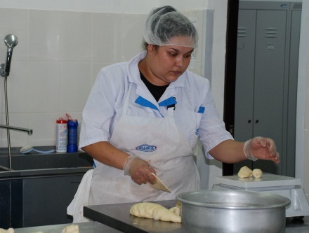 Организатором питания в нижегородских школах станет ЕЦМЗ