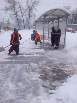 Свыше 4000 человек задействованы в ликвидации последствий снегопада в Нижнем Новгороде - фото 2