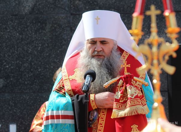 Без парада и салюта: как прошел День Победы в Нижнем Новгороде — фоторепортаж - фото 12