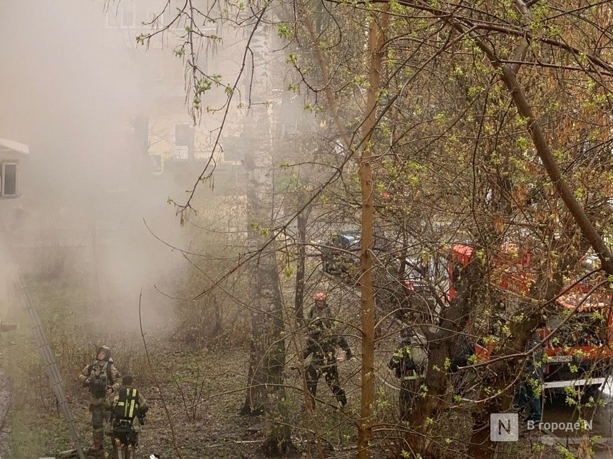 Пожар произошел в квартире жилого дома в Нижнем Новгороде - фото 1