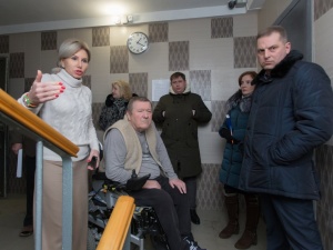 Власти заинтересовались нижегородским инвалидом после года заточения в квартире