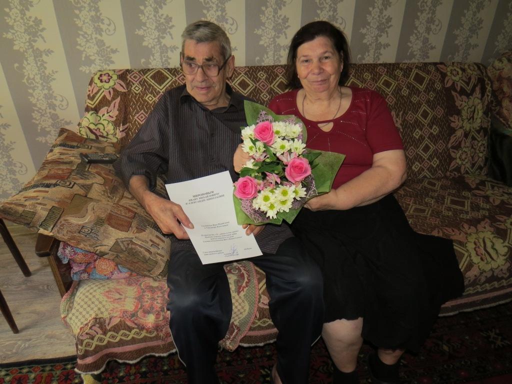 Золотую свадьбу отметили супруги Мироновы из Автозаводского района - фото 1