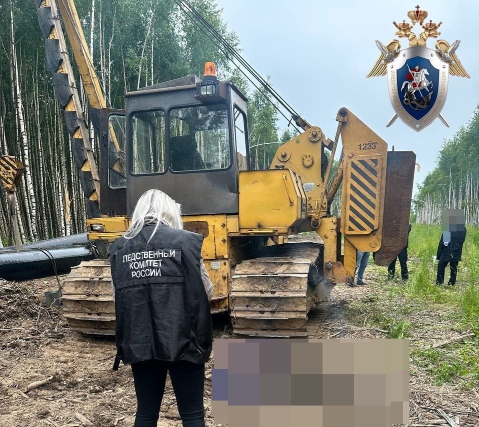 Нижегородские следователи возбудили уголовное дело по факту гибели рабочего под гусеницей трубоукладчика - фото 1
