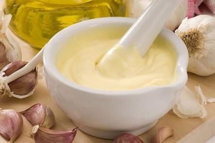 Росконтроль назвал фальсификатом майонез двух популярных марок