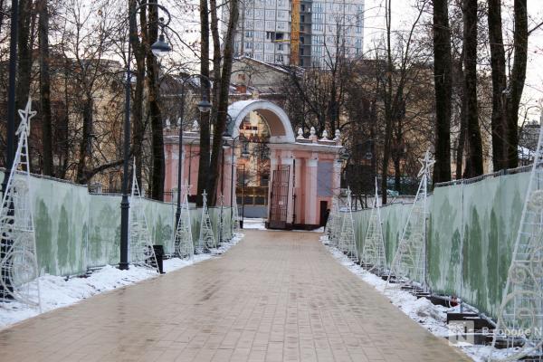 Фоторепортаж: как выглядит парк 1 Мая после первого этапа благоустройства