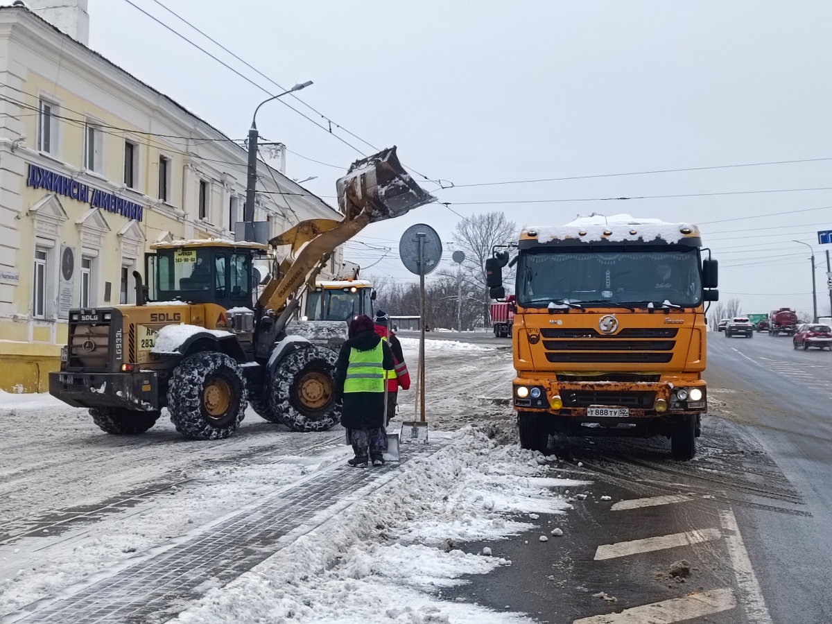 Снег вывезут с 40 нижегородских улиц в ночь на 6 февраля - фото 1