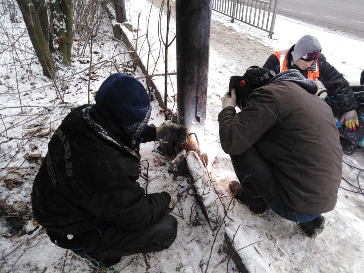 Забор парка &laquo;Дубки&raquo; оперативно восстановят в Нижнем Новгороде после жалобы губернатору - фото 1