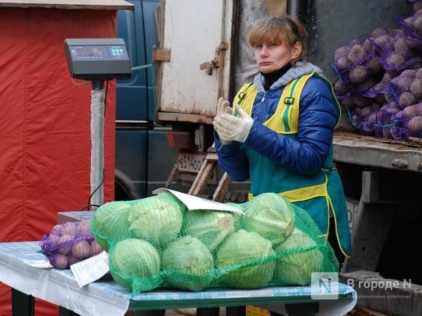 Фасоль вместо мяса и 20-летняя шуба. Можно ли выжить на пенсию в Нижнем Новгороде &mdash; расследование &laquo;В городе N&raquo; - фото 7