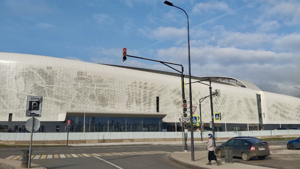 Два светофора появились около Ледового дворца в Нижнем Новгороде