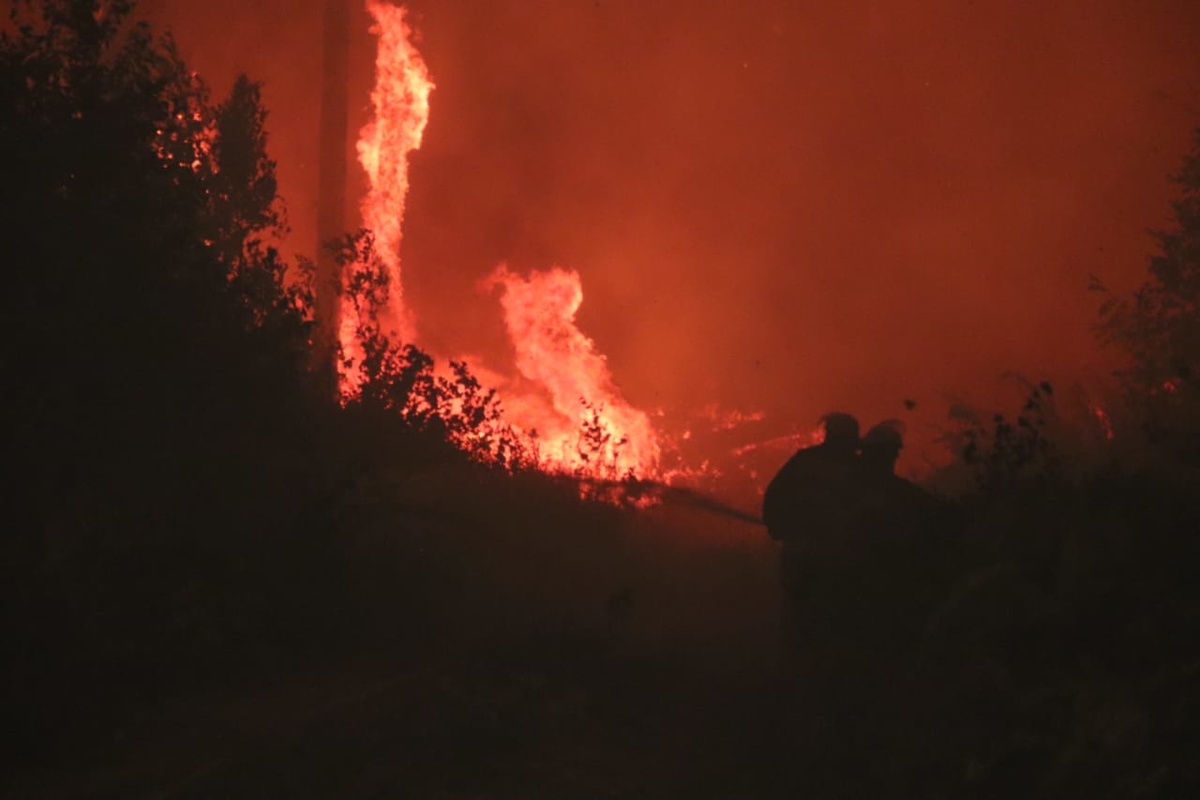 Нижегородские пожарные рассказали, как попали в огненное кольцо - фото 1