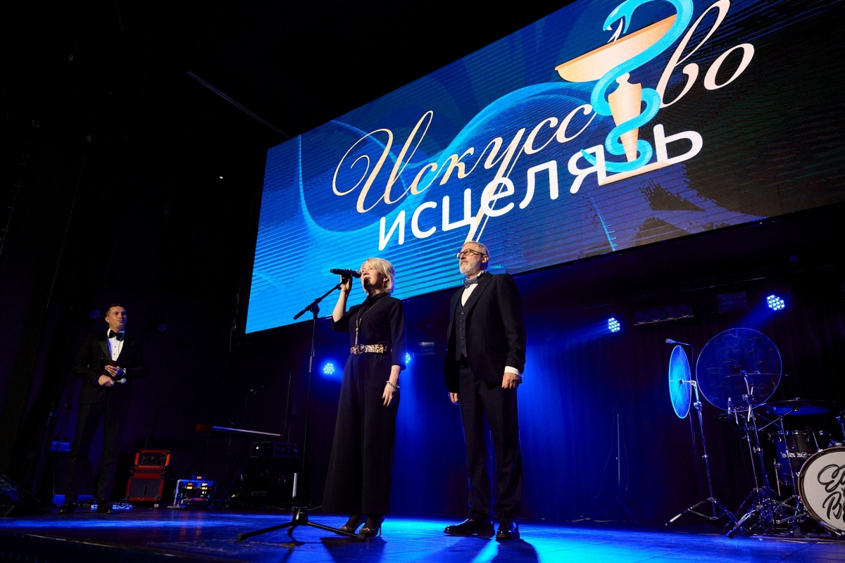 Премия &laquo;Искусство исцелять&raquo;: как награждали лучших врачей в Нижнем Новгороде &mdash; репортаж. Часть 1 - фото 8