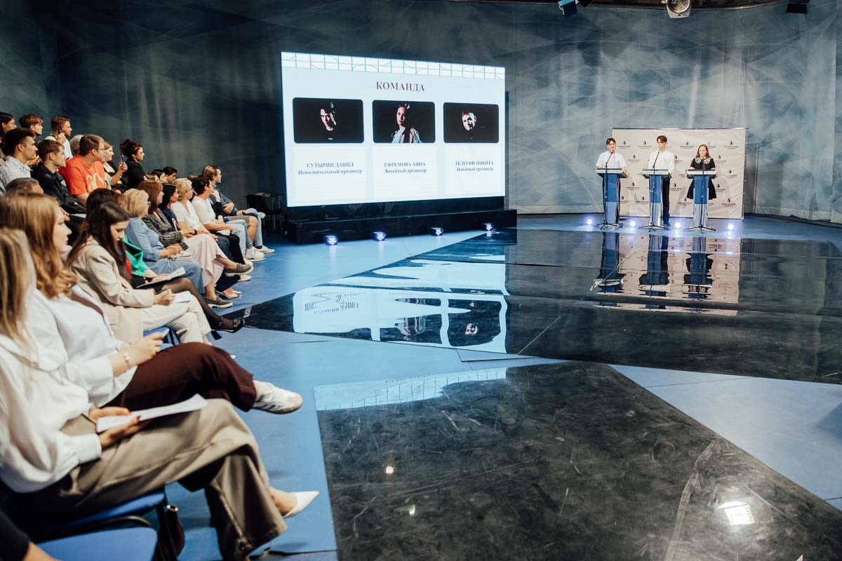 Мининский университет выпустил 7-е поколение продюсеров телевизионных и радиопрограмм - фото 1