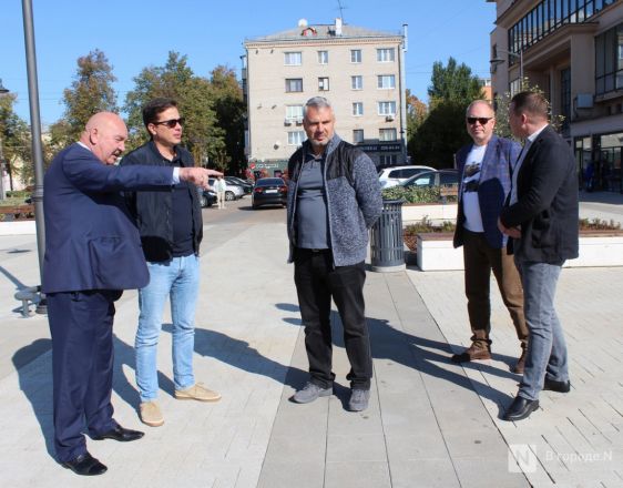 Благоустройство площади у Автозаводского универмага завершено в Нижнем Новгороде - фото 64
