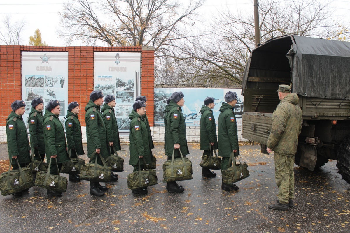 Более 200 нижегородцев отправились в армию весной 2024 года - фото 1