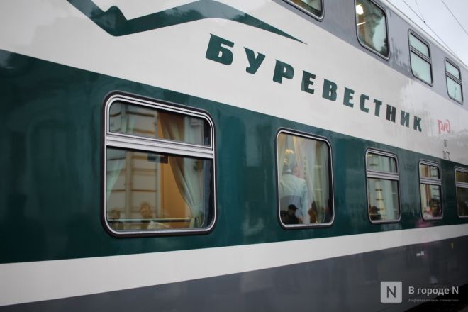 Двухэтажный, стильный, современный: как выглядит новый поезд &laquo;Буревестник&raquo; &mdash; фоторепортаж &laquo;В городе N&raquo; - фото 51