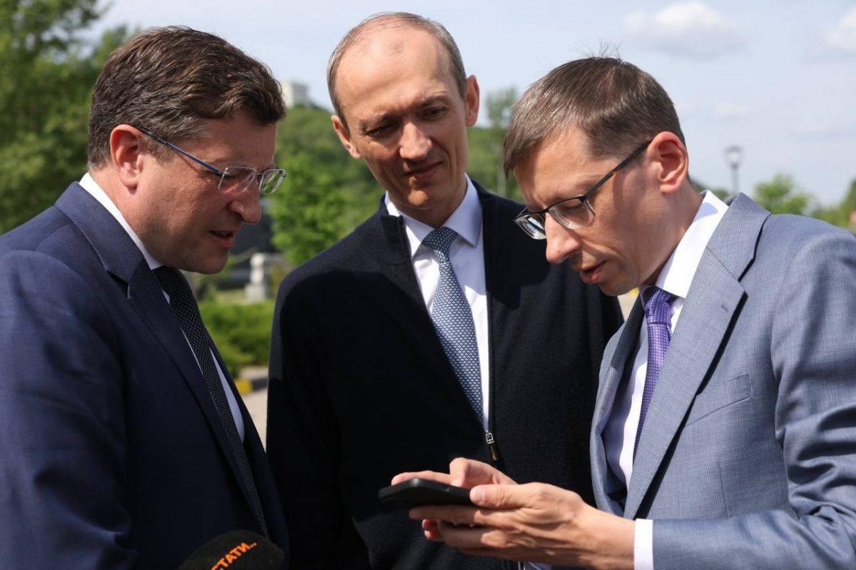 Никитин представил нижегородские цифровые разработки вице-премьеру Григоренко - фото 1