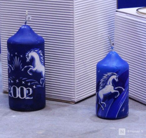 Волшебство из стекла: фоторепортаж с фабрики елочных игрушек в Нижнем Новгороде - фото 58