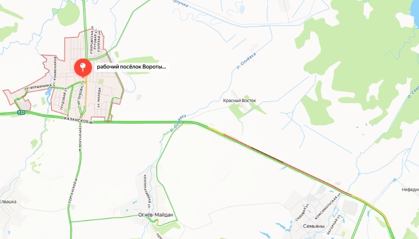 Огромная пробка образовалась на трассе в Нижегородской области из-за ДТП - фото 2