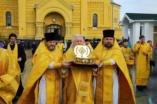 Ковчег с мощами святителя Луки отбыл из Нижнего Новгорода - фото 1