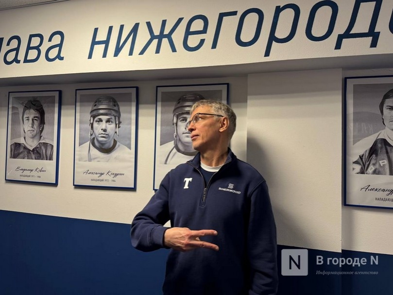 &laquo;На льду мы становимся детьми&raquo;. Один день с хоккеистами нижегородского &laquo;Торпедо&raquo; &mdash; репортаж &laquo;В городе N&raquo; - фото 28