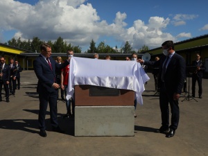Основание памятника медикам, боровшимся с коронавирусом, установлено на территории нижегородской больницы № 23