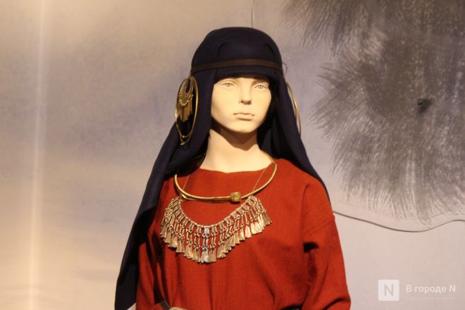 Монеты, украшения и боевые топоры: фоторепортаж с выставки археологических находок в Нижнем Новгороде - фото 60