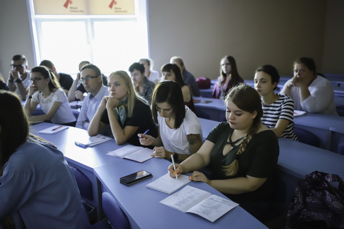 В Мининском университете состоялись открытые лекции по литературе русского зарубежья - фото 1