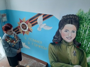 Ветеран Тамара Рунова снова вдохновила нижегородских художников на создание картины